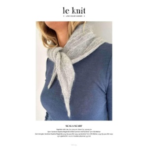 Scala scarf